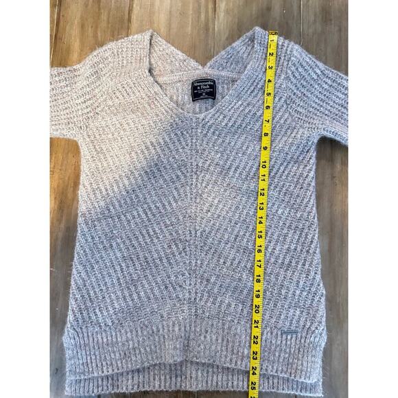 Abercrombie Womens v-neck pullover sweater normcore beige mom basic SIZE XS - Picture 6 of 8